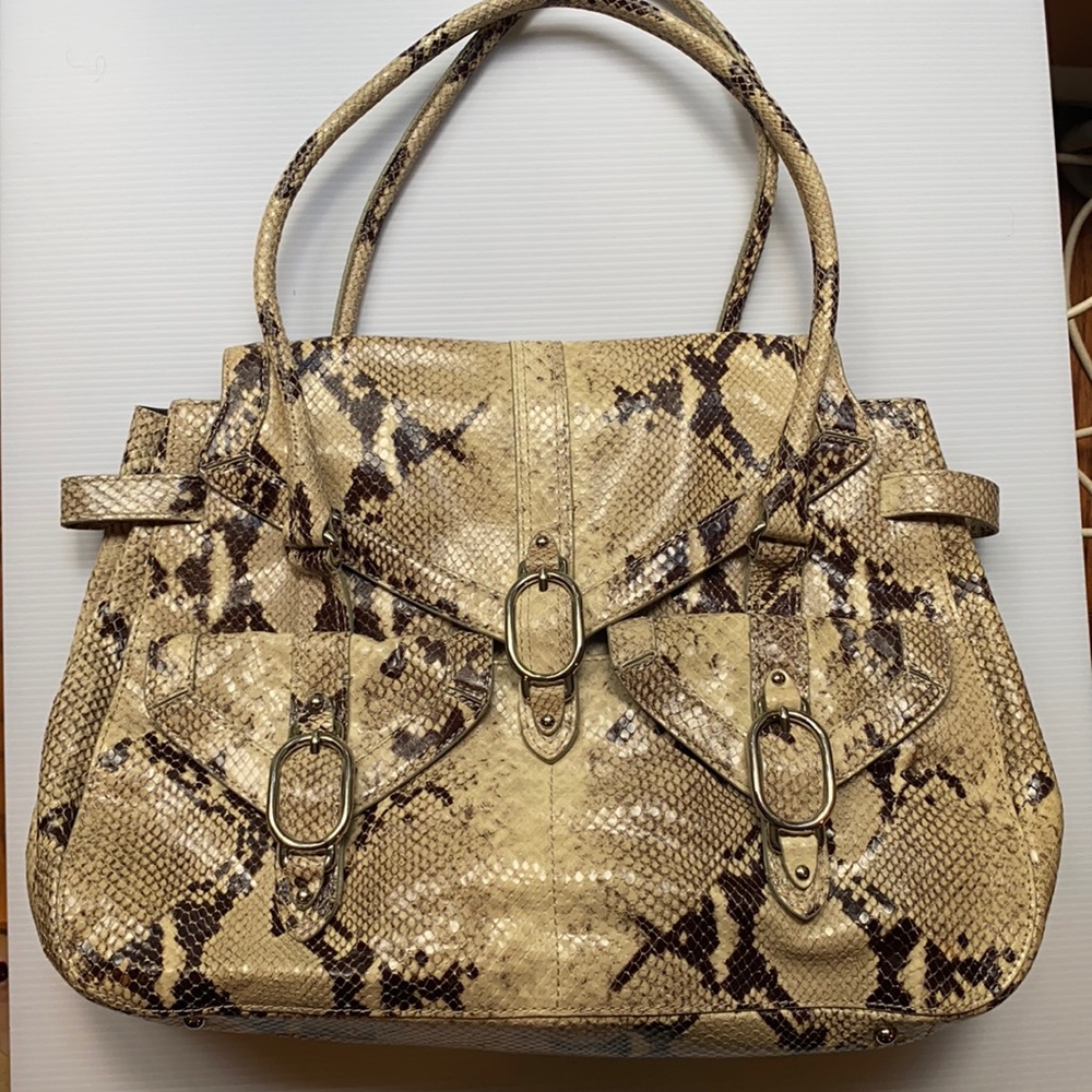 Beautiful Cole Haan Handbagtrinity Python Print - image 1